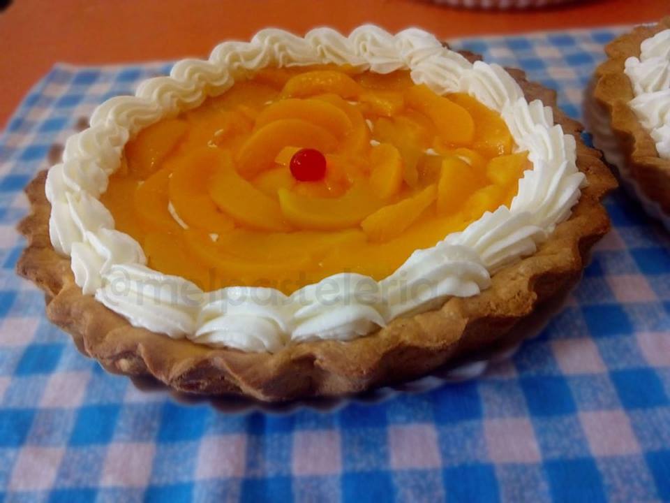 Tarta de duraznos.